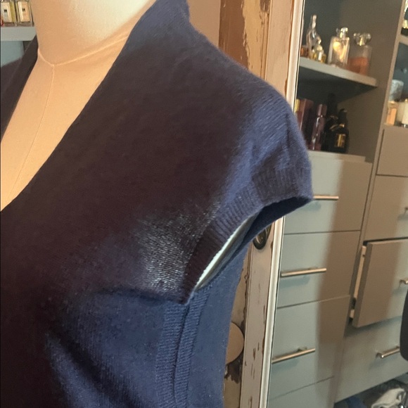 Loro Piana Deep Blue Italian sweater - Picture 5 of 6